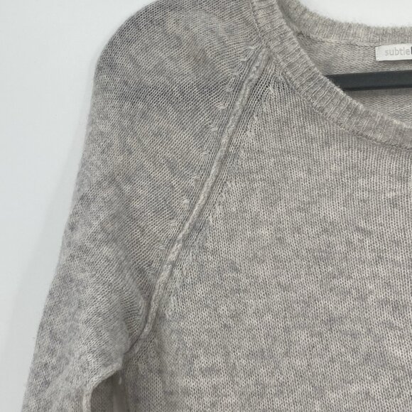 SUBTLE LUXURY Women’s Size S/M Pullover 100% Cashmere Asymmetric Light Gray - Picture 6 of 9
